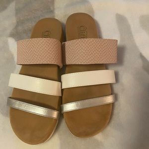 Cliffs sandals  size 8.5